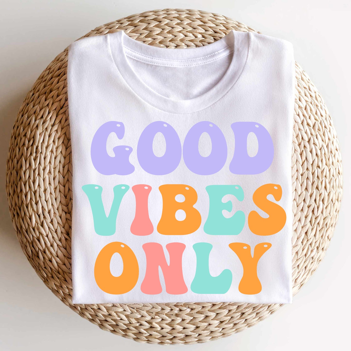 Bügelbild: Good Vibes Only inkl. Anleitung